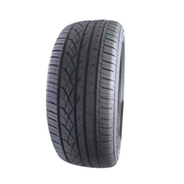 RA4100 ROADCRUZA 245/60 R18